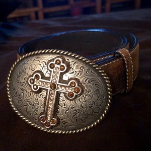 Nacona Cross buckle and belt